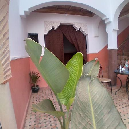Riad 9 Derb El Bousnne มาร์ราเกช ภายนอก รูปภาพ