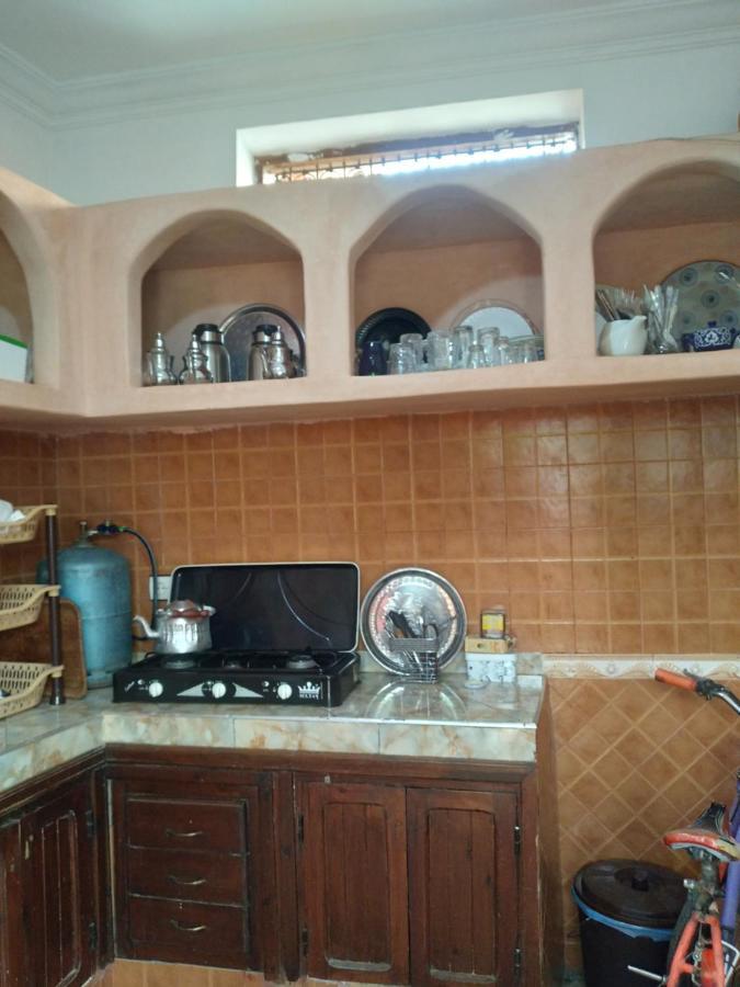 Riad 9 Derb El Bousnne มาร์ราเกช ภายนอก รูปภาพ
