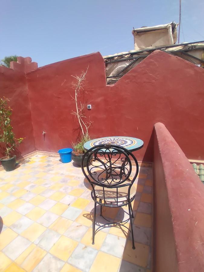 Riad 9 Derb El Bousnne มาร์ราเกช ภายนอก รูปภาพ